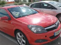 Usado Opel Astra GTC Sport 100 CV (73 kW) 2007 Rojo Berlina