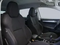 Usado Skoda Karoq Selection 150 CV (110 kW) 2025 Blanco SUV