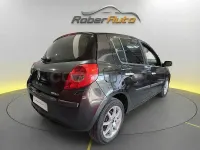 Usado Renault Clio II Authentique 85 CV (62 kW) 2007 Negro Berlina