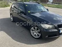 Usado BMW 318 122 CV (89 kW) 2007 Negro Familiar