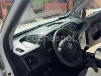 Usado Fiat Doblò Emotion 90 CV (66 kW) 2016 Blanco Monovolumen