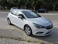 Używany Opel Astra Dynamic 110 KM (80 kW) 2019 Biały Sedan/Limuzyna