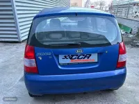 Usado Kia Picanto Active 65 CV (47 kW) 2007 Azul Utilitario