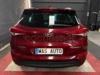 Usado Hyundai Tucson 136 CV (100 kW) 2016 Granate SUV
