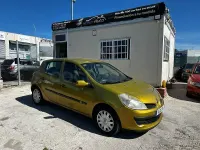 Usado Renault Clio II Life 75 CV (55 kW) 2006 Amarillo Berlina