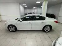 Usado Peugeot 508 Active 115 CV (84 kW) 2013 Blanco Berlina