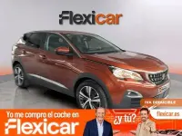 Usado Peugeot 3008 Allure 130 CV (95 kW) 2020 Naranja SUV