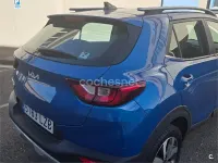 Usado Kia Stonic 100 CV (73 kW) 2022 Azul SUV