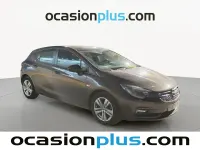 Usado Opel Astra Selective 110 CV (80 kW) 2018 Marrón Berlina
