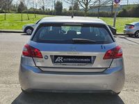 Usado Peugeot 308 Active 92 CV (67 kW) 2013 Gris Utilitario