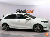 Usado Kia Ceed 120 CV (88 kW) 2024 Blanco Utilitario