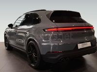 Usado Porsche Cayenne 470 CV (345 kW) 2024 Gris / plata SUV