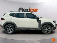 Usado Dacia Duster Essentiel 100 CV (73 kW) 2024 Marrón SUV