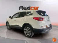 Usado Renault Kadjar Zen 140 CV (102 kW) 2022 Blanco SUV