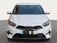 Usado Kia Ceed 120 CV (88 kW) 2023 Blanco Utilitario