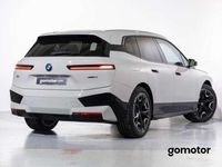Usado BMW iX 239 kW (326 CV) 2025 Blanco SUV