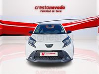Usado Toyota Aygo X Play 72 CV (52 kW) 2022 Blanco SUV