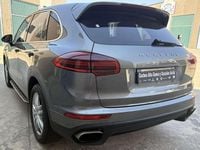 Usado Porsche Cayenne Diesel Platinum Edition 262 CV (192 kW) 2017 Gris / plata SUV