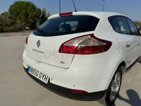 Usado Renault Mégane III Dynamique 105 CV (77 kW) 2010 Blanco Berlina