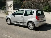 Usado Citroën C2 70 CV (51 kW) 2005 Gris / plata Utilitario