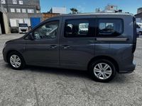 Usado VW Caddy 102 CV (75 kW) 2024 Gris Monovolumen