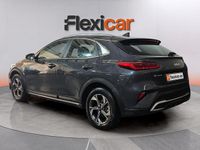 Usado Kia XCeed 120 HP (88 kW) 2024 Cinzento SUV