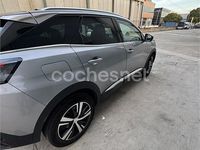 Usado Peugeot 3008 GT 130 CV (95 kW) 2023 Gris / plata SUV