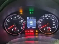 Usado Kia Stonic 120 CV (88 kW) 2020 Gris / plata SUV