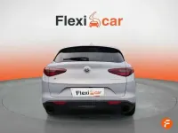 Usado Alfa Romeo Stelvio Sprint 190 CV (139 kW) 2022 Gris SUV