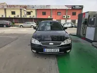 Usado Ford Mondeo Futura 130 CV (95 kW) 2005 Negro Berlina
