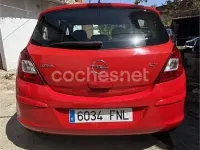 Usado Opel Corsa Essentia 75 CV (55 kW) 2007 Rojo Utilitario