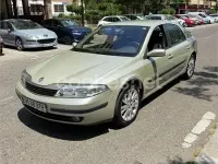 Usado Renault Laguna II Dynamique 140 CV (102 kW) 2002 Beige Berlina