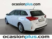 Usado Toyota Auris Touring Sports Active 132 CV (97 kW) 2014 Blanco Familiar