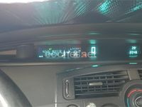 Usado Renault Scénic Expression 115 CV (84 kW) 2003 Rojo Monovolumen