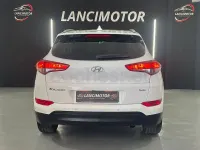 Usado Hyundai Tucson 177 CV (130 kW) 2018 Blanco SUV