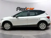 Usado Seat Arona Style 95 CV (69 kW) 2020 Blanco SUV