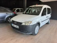 Usado Opel Combo Expression 90 CV (66 kW) 2012 Blanco Monovolumen