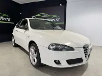 Usado Alfa Romeo 147 Distinctive 105 CV (77 kW) 2005 Blanco Utilitario