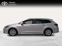 Usado Toyota Corolla Active 140 CV (102 kW) 2025 Plateado Familiar