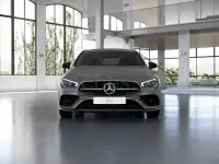 Usado Mercedes CLA200 AMG line 163 CV (119 kW) 2022 Mountaingrau magno Berlina