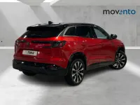 Begagnad Renault Austral Techno 200 HK (147 kW) 2025 Röd SUV
