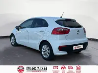 Usado Kia Rio 75 CV (55 kW) 2016 Blanco Utilitario
