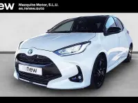 Usado Toyota Yaris Hybrid Business Edition 116 CV (85 kW) 2022 Blanco Berlina