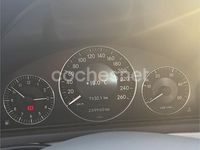 Usado Mercedes CLK270 Avantgarde 170 CV (125 kW) 2004 Gris / plata Coupe