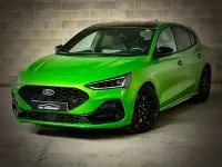 Usado Ford Focus Performance Edition 280 CV (205 kW) 2023 Verde Berlina