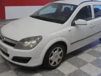 Usado Opel Astra Enjoy 100 CV (73 kW) 2005 Blanco Familiar