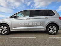 Usado VW Touran Advance 150 CV (110 kW) 2021 Gris / plata Monovolumen