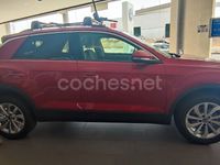 Usado VW T-Roc Life 110 CV (80 kW) 2023 Rojo SUV