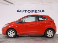 Usado Ford Ka 69 CV (50 kW) 2015 Rojo Utilitario
