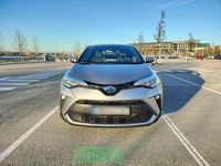 Usado Toyota C-HR Advance 122 CV (89 kW) 2022 Gris / plata SUV